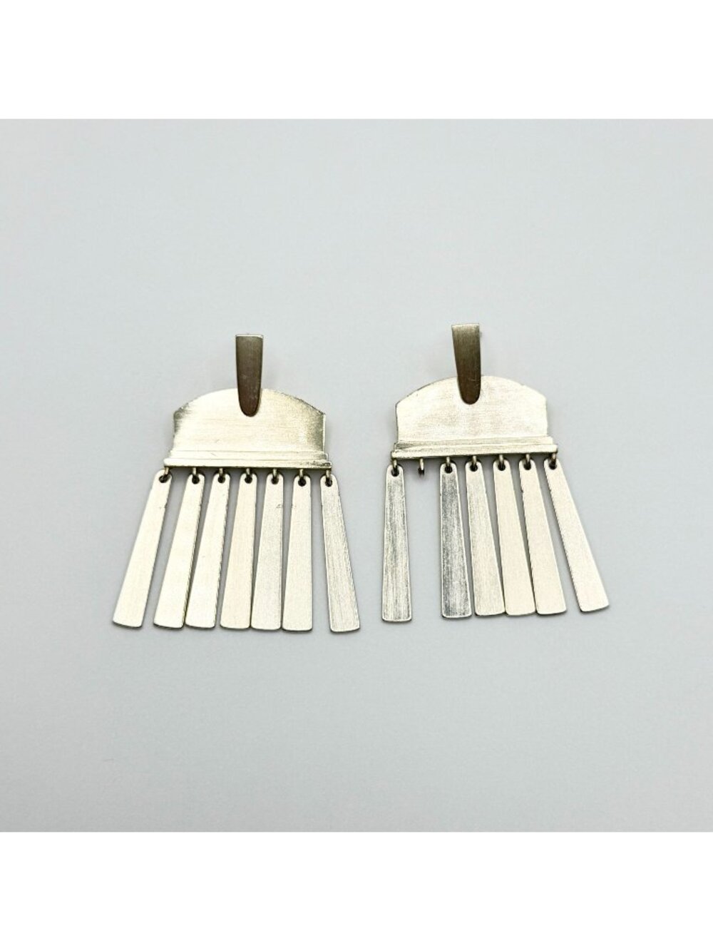 Kendra Scott Layne Gold-Plated Fringe Drop Earrings With Missing Fringe Piece